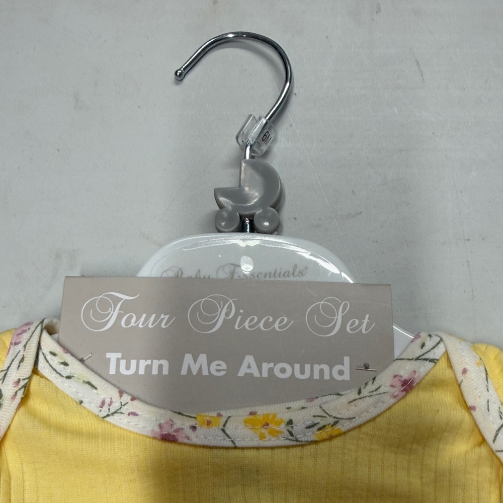 Essentials Yellow Baby Set - Picture 3 of 6